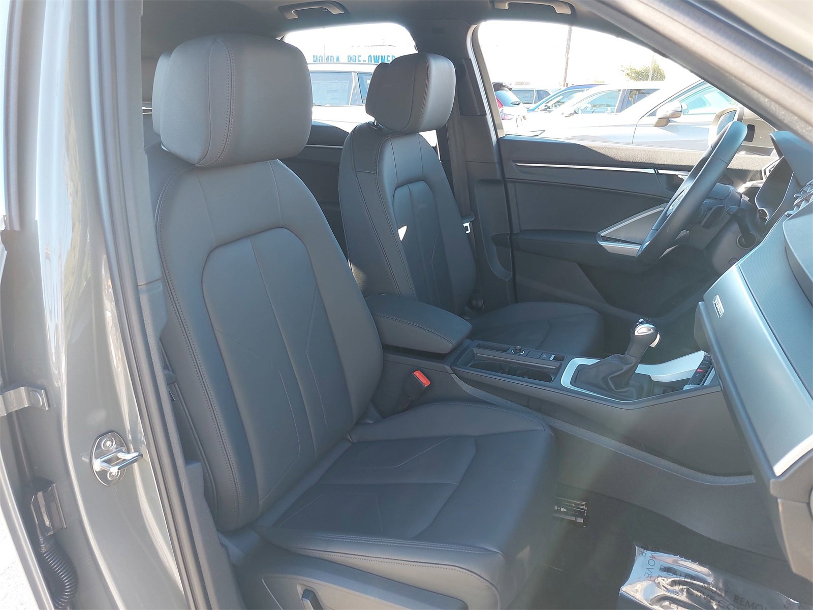 Used 2025 Audi Q3 2.0T Premium w/ Convenience Package image 10