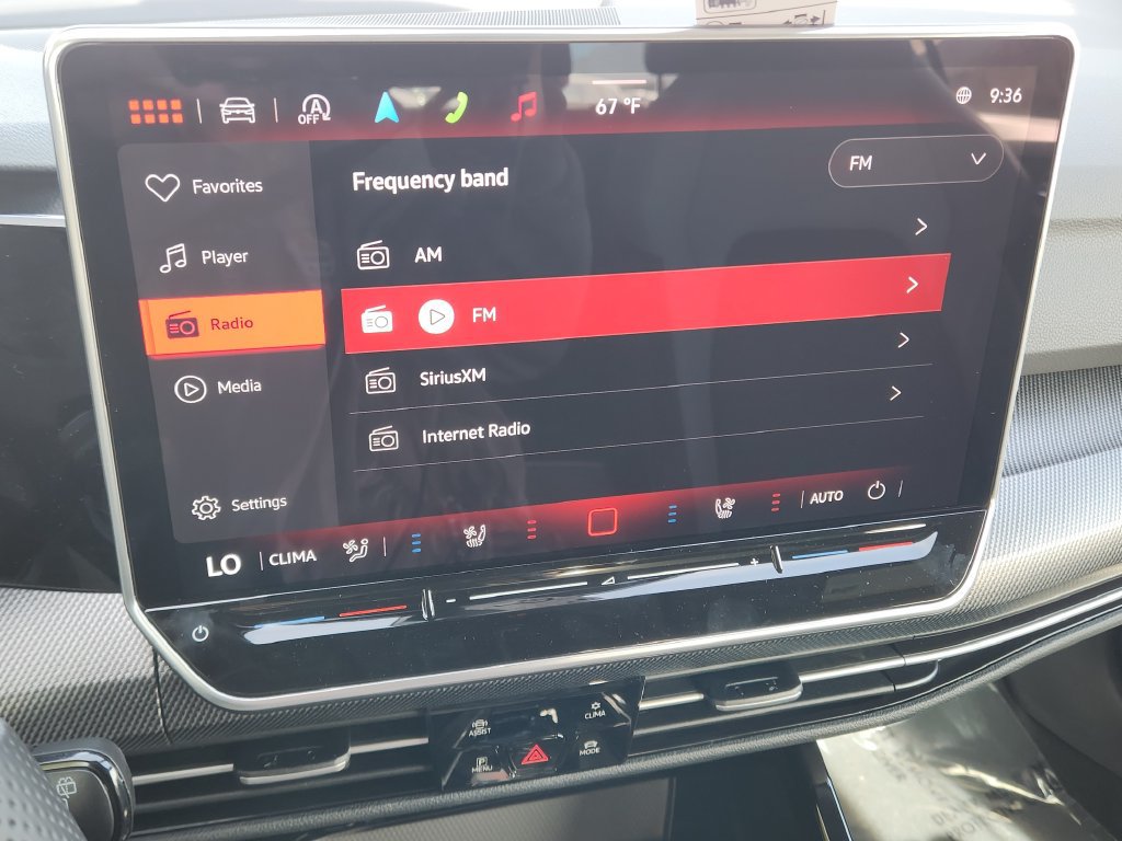 New 2026 Volkswagen GTI SE FWD image 7