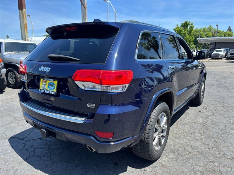 Used 2015 Jeep Grand Cherokee Overland w/ Advanced Technology Group AWD/4WD image 3