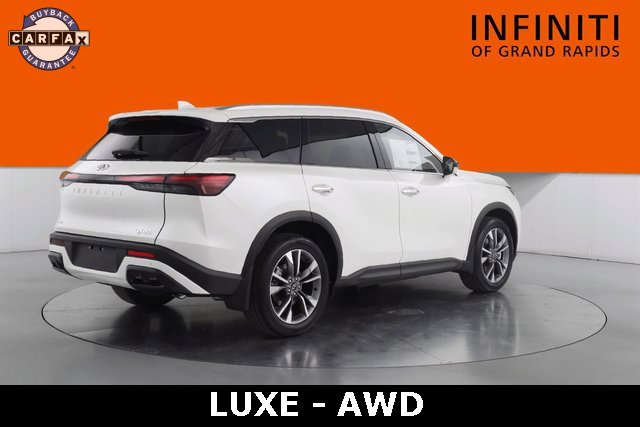 Used 2023 INFINITI QX60 Luxe image 7