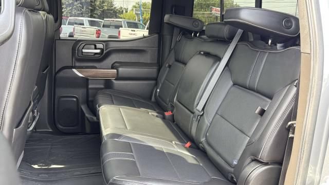 Certified 2021 Chevrolet Silverado 1500 High Country w/ Technology Package AWD/4WD image 32