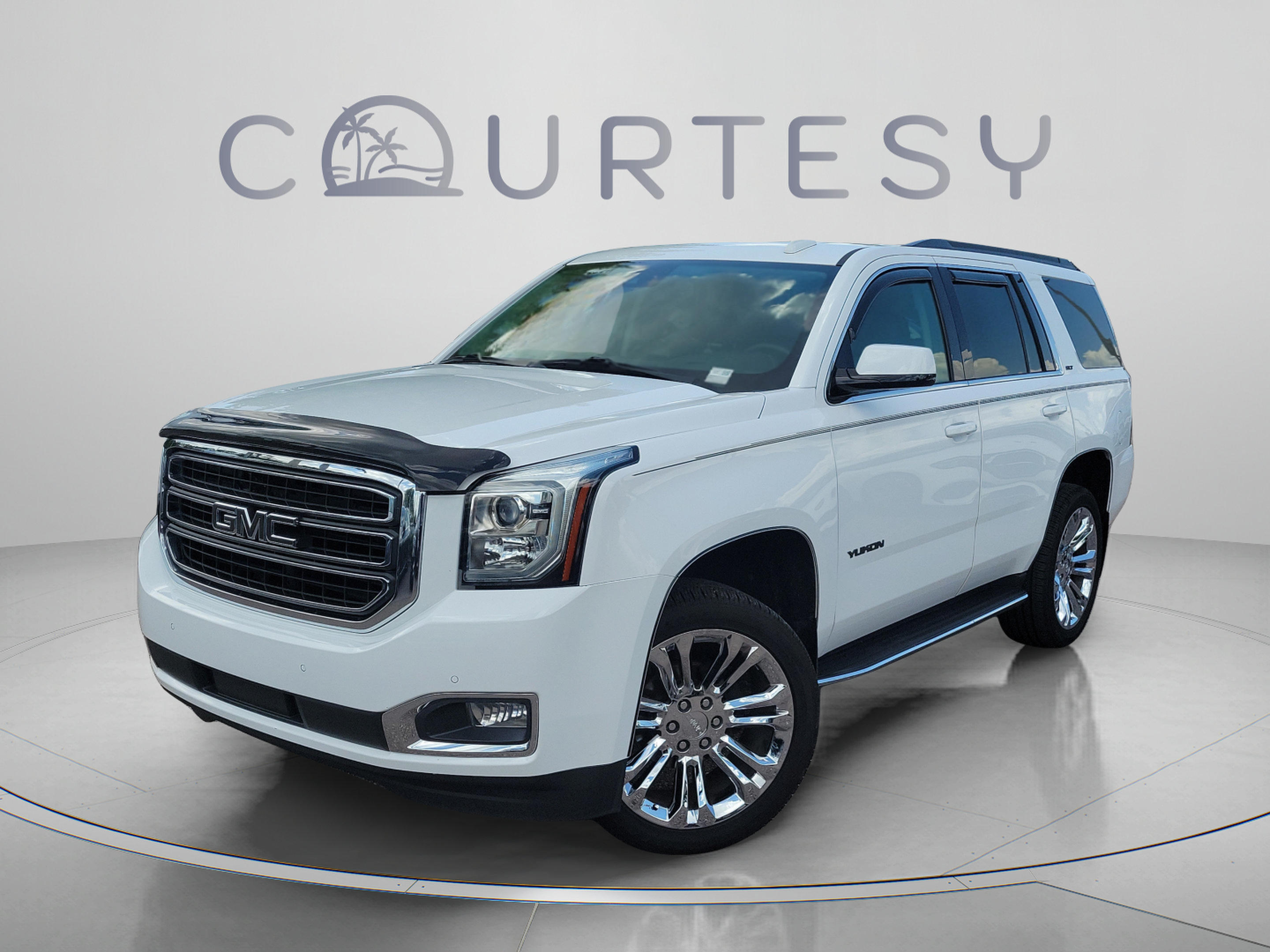 Used 2020 GMC Yukon SLT w/ Open Road Package RWD image 1