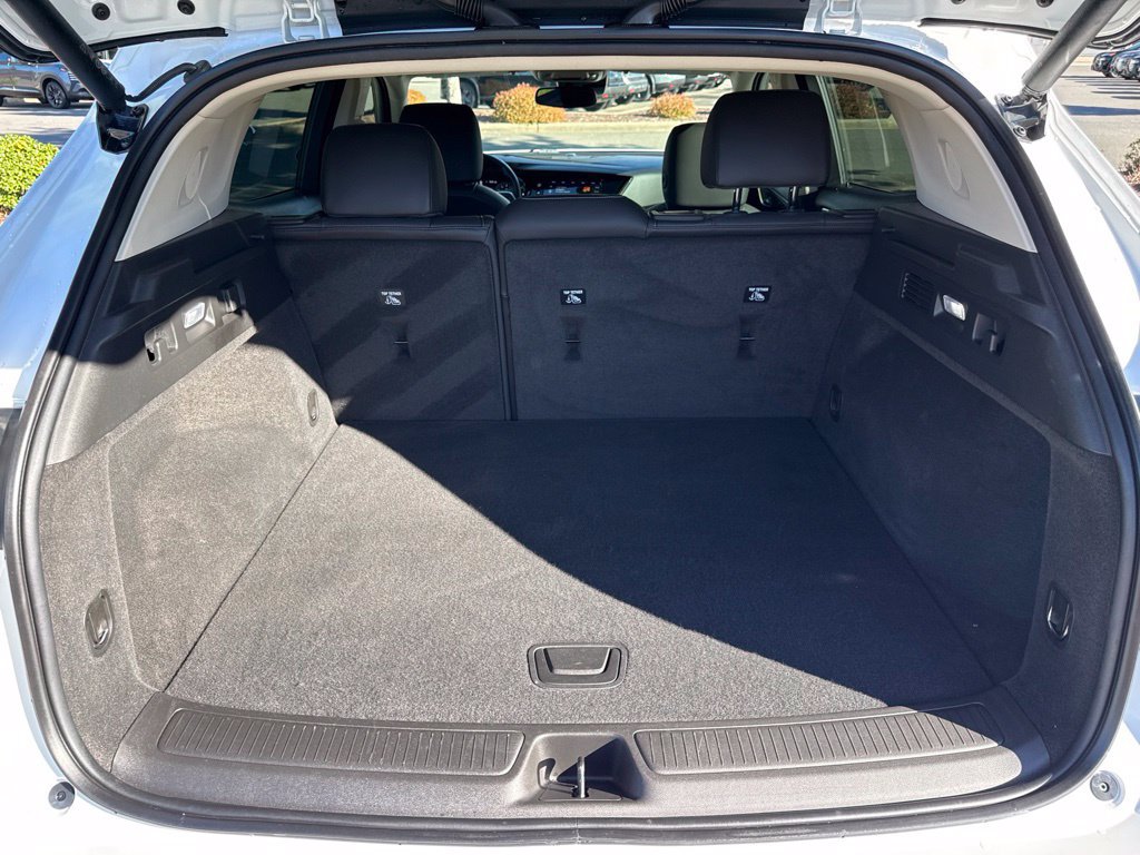 Used 2023 Buick Envision Essence AWD/4WD image 27