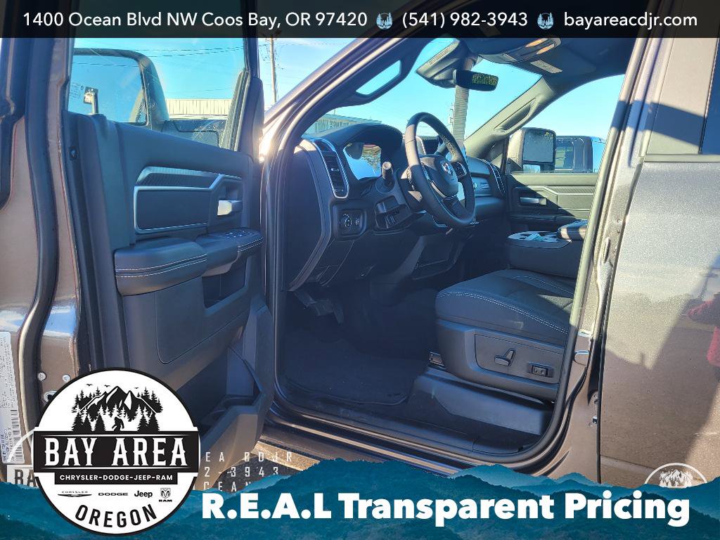 New 2026 RAM 2500 Big Horn AWD/4WD image 9