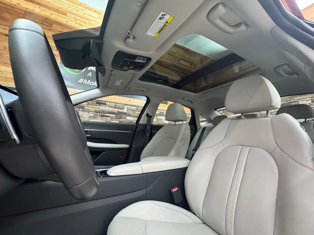 Used 2024 Hyundai Sonata Limited image 37