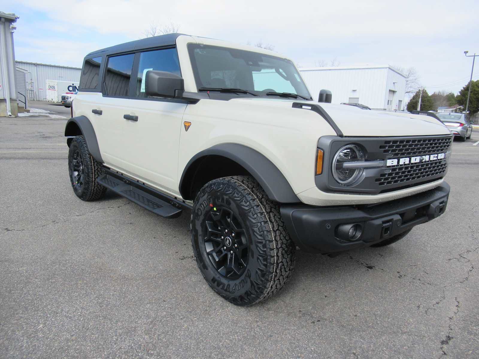 New 2026 Ford Bronco Badlands AWD/4WD image 3