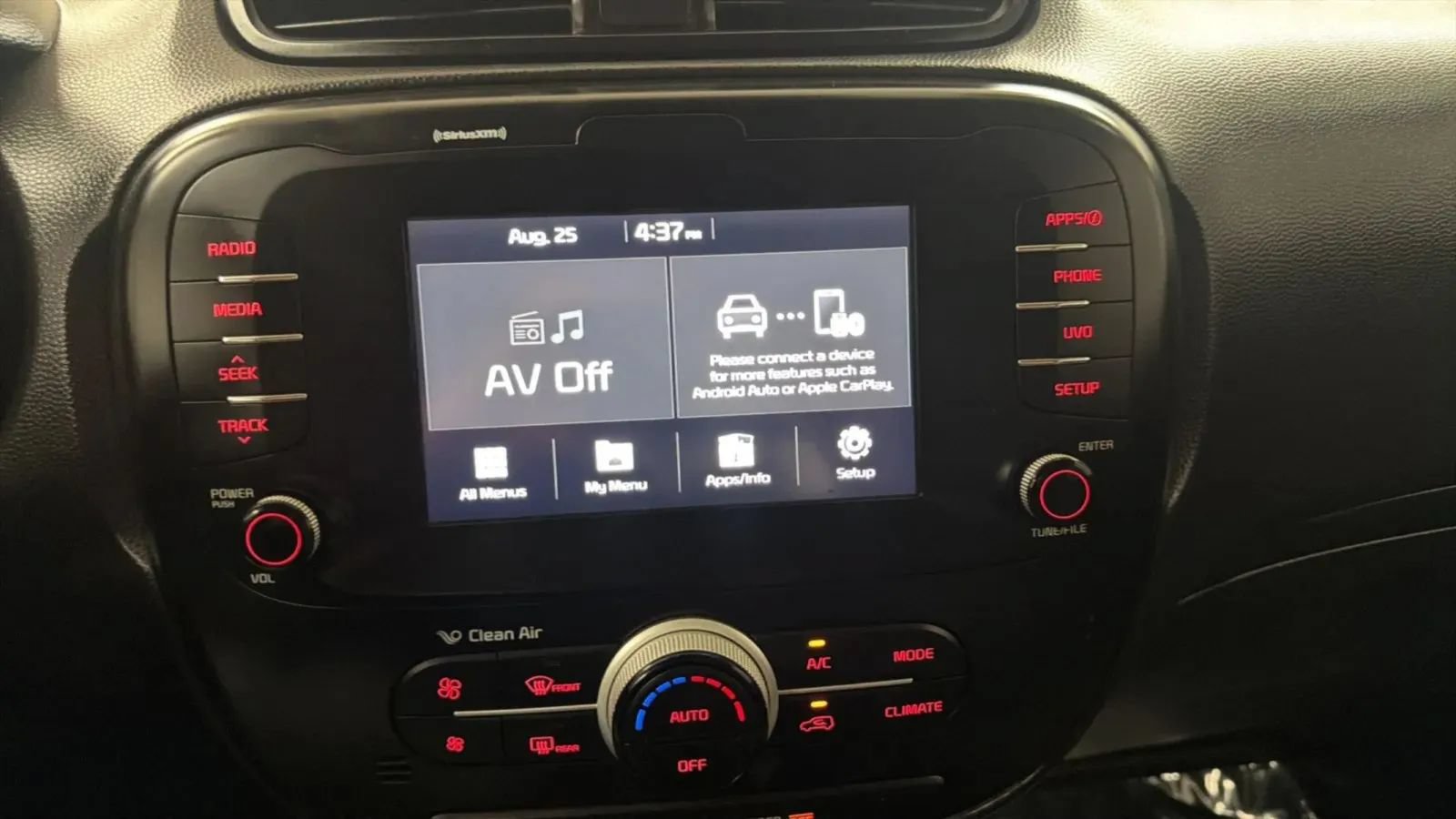 Used 2019 Kia Soul + FWD image 14