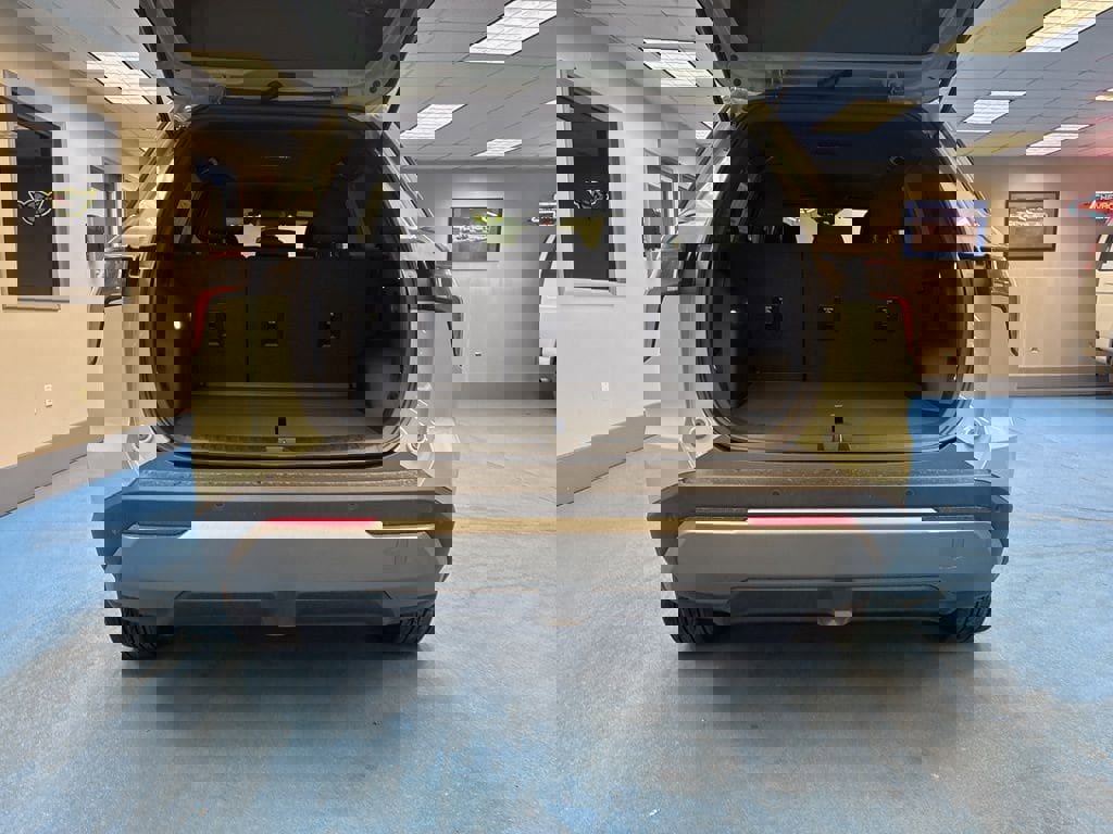 New 2026 Chevrolet Equinox LT image 8