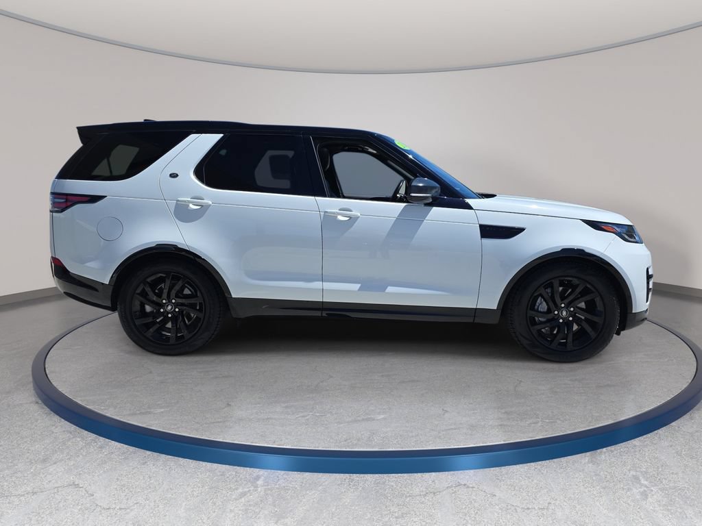 Used 2020 Land Rover Discovery Landmark AWD/4WD image 5