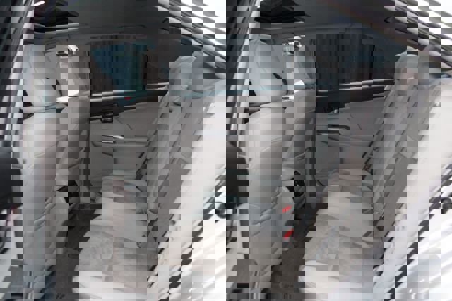 Used 2012 Toyota Camry XLE w/ Leather Pkg image 23