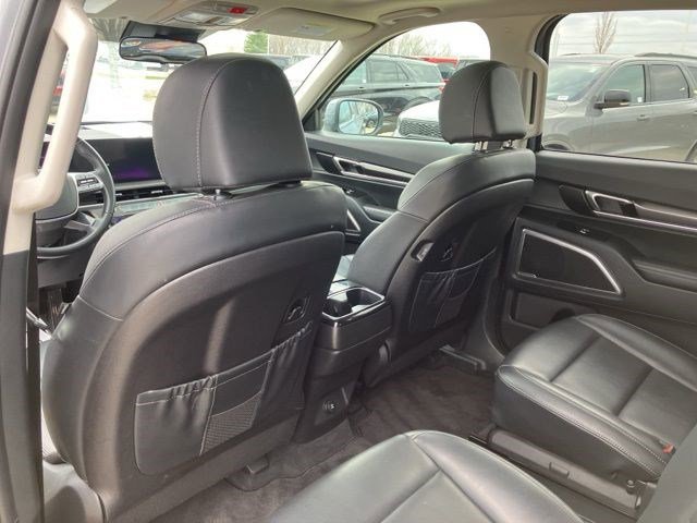 Used 2025 Kia Telluride S image 24
