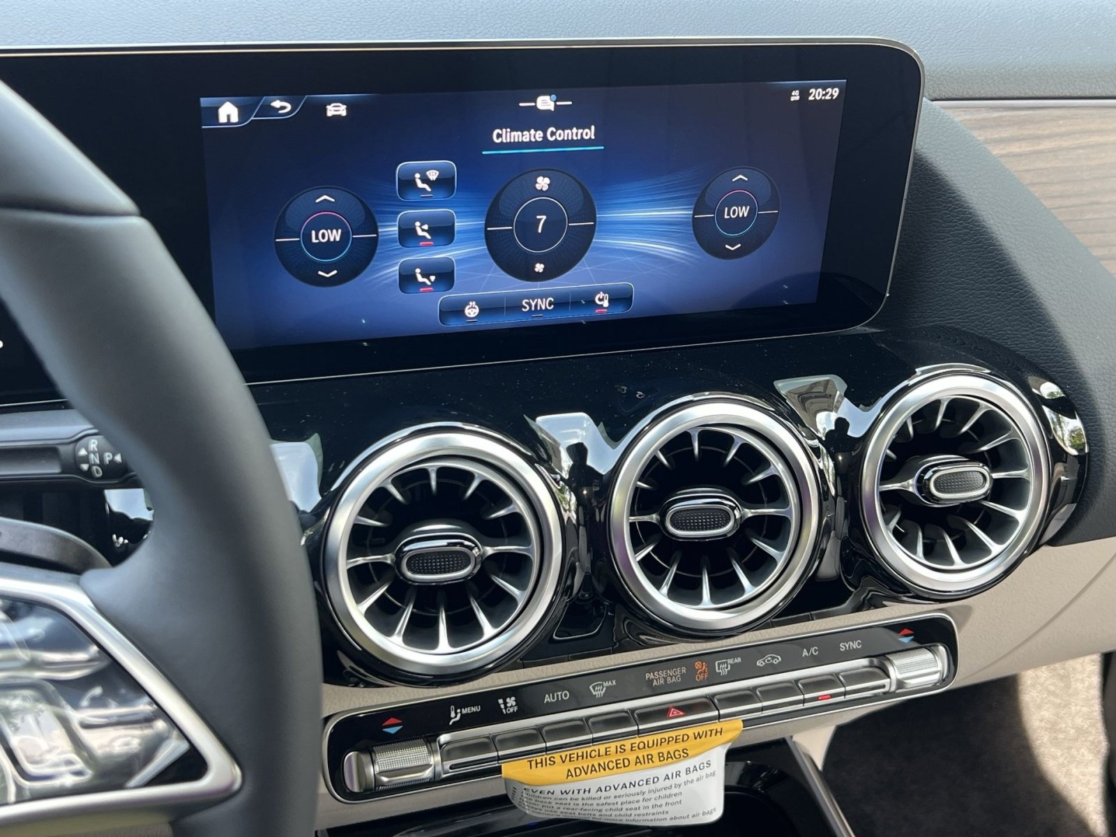 New 2026 Mercedes-Benz GLA 250 4MATIC image 26