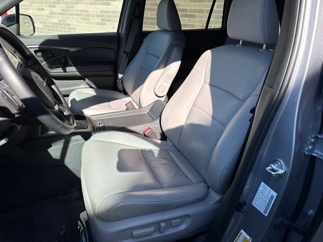Used 2023 Honda Passport EX-L image 14