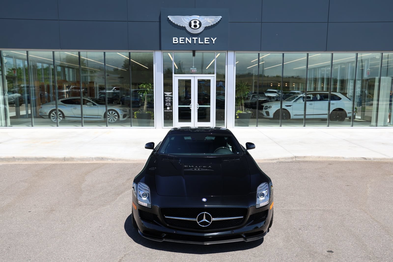 Used 2015 Mercedes-Benz SLS AMG GT Final Edition image 17