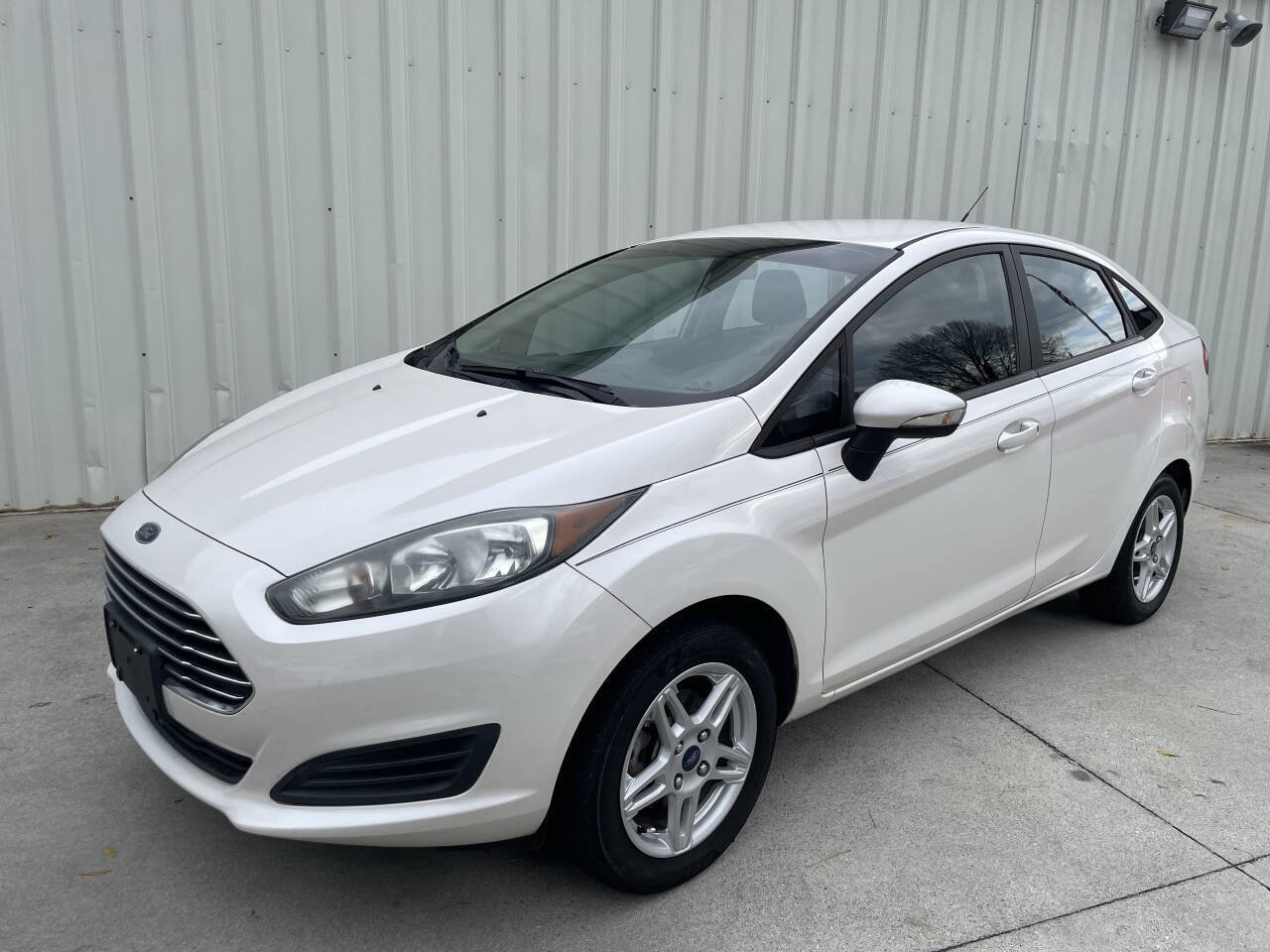 Used 2018 Ford Fiesta SE w/ Cold Weather Package FWD image 7