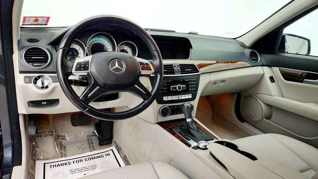 Used 2013 Mercedes-Benz C 300 4MATIC Sedan image 12