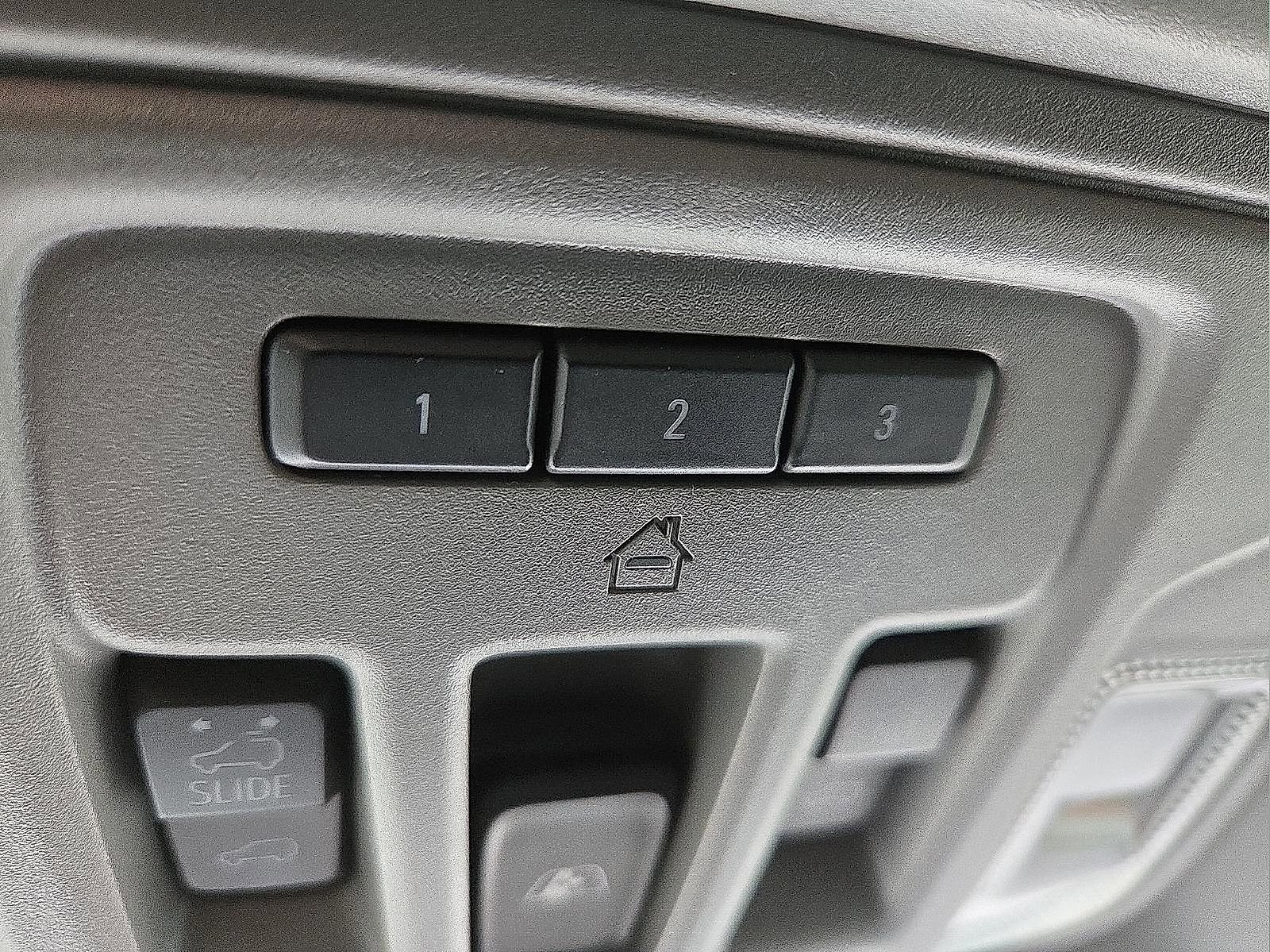 Used 2023 GMC Sierra 1500 Denali w/ Technology Package AWD/4WD image 21