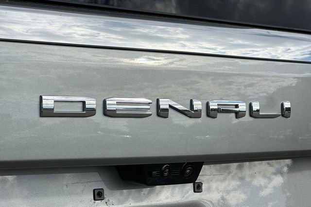 New 2026 GMC Yukon XL Denali w/ Denali Reserve Package image 34