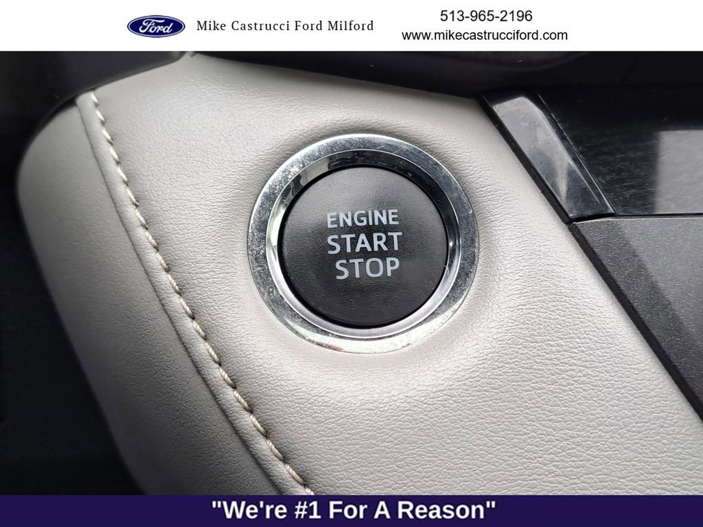 Used 2018 Toyota RAV4 XLE image 20