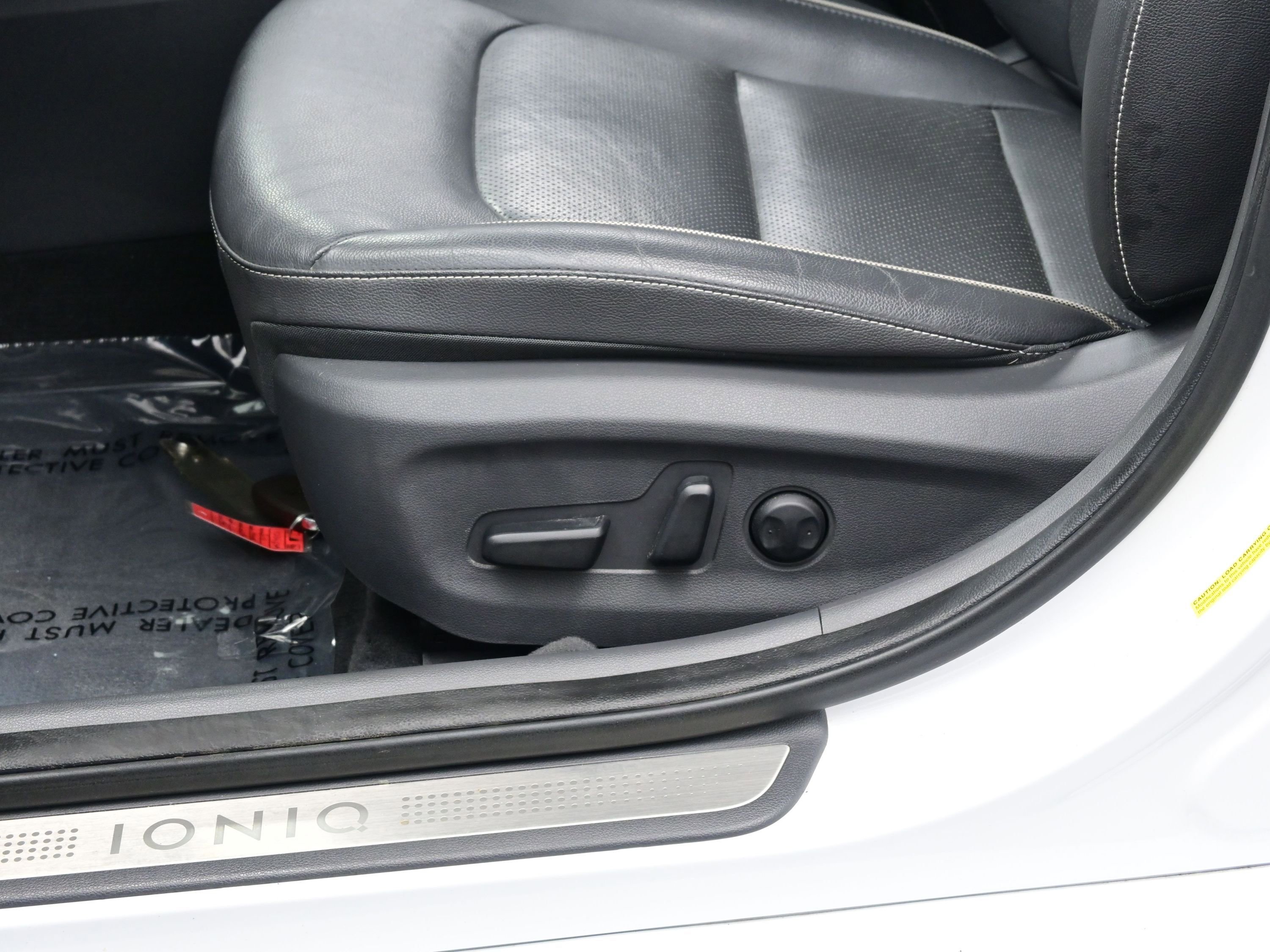 Used 2018 Hyundai Ioniq Limited w/ Ultimate Package 02 image 11