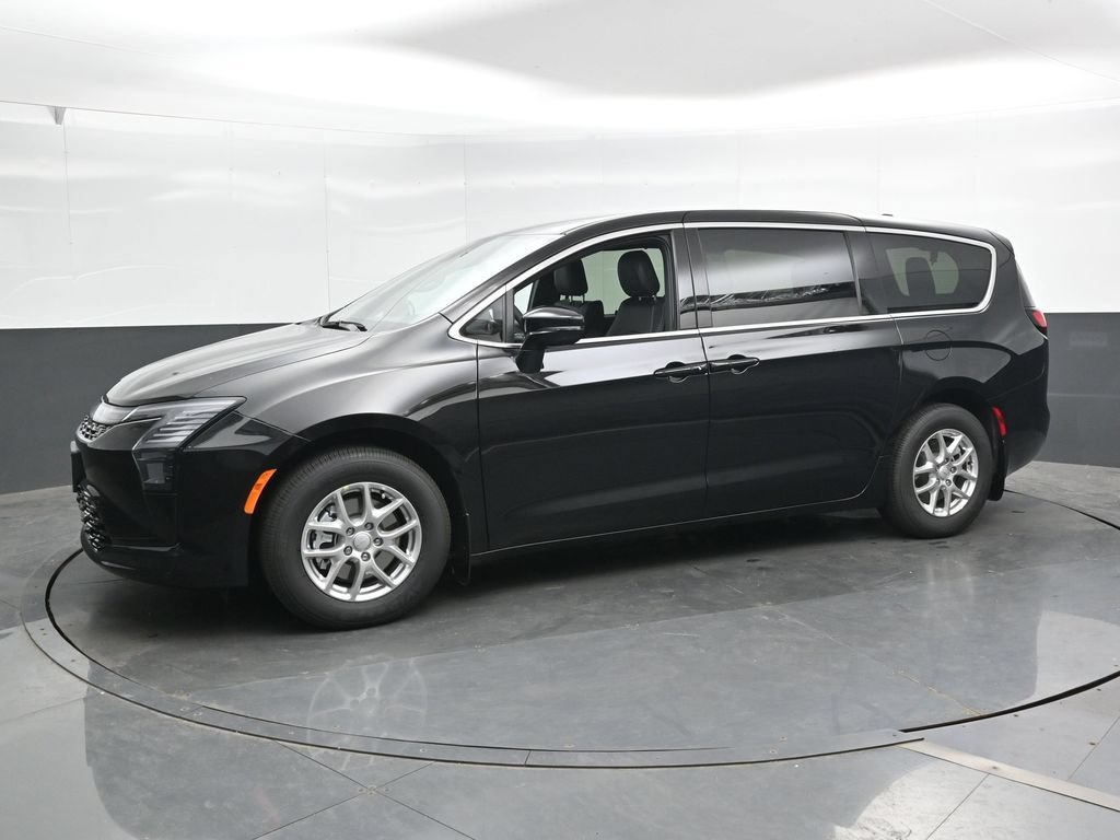 New 2027 Chrysler Pacifica Select FWD image 6