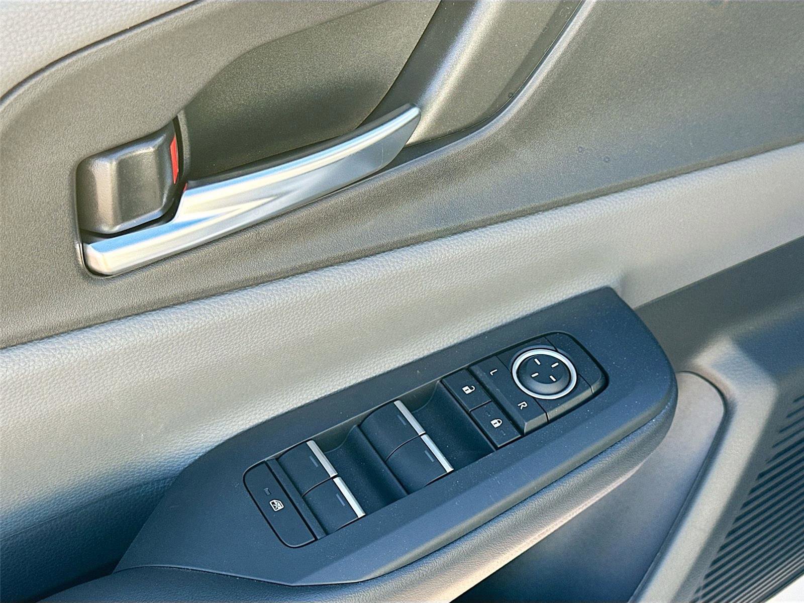 New 2026 Toyota Prius XLE image 18