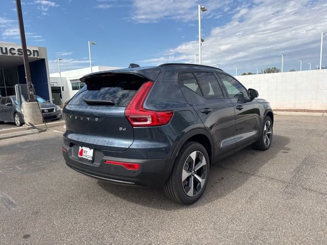 New 2026 Volvo XC40 B4 Plus w/ Protection Package FWD image 5