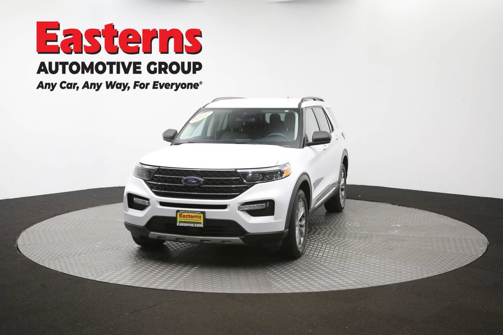 Used 2022 Ford Explorer XLT w/ Equipment Group 202A AWD/4WD image 57