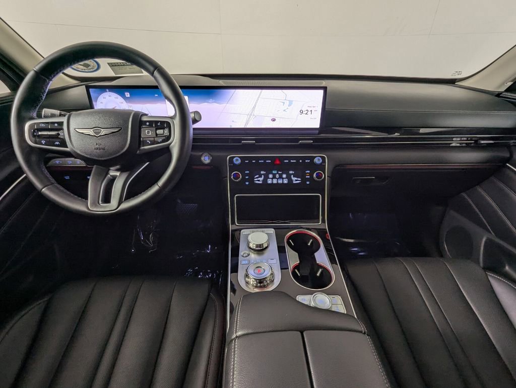Used 2025 Genesis GV80 2.5T Standard image 16