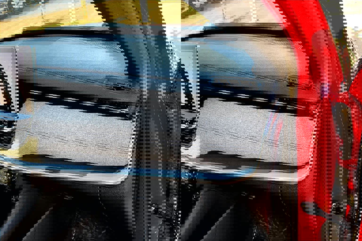 Certified 2024 Jeep Compass Latitude image 18