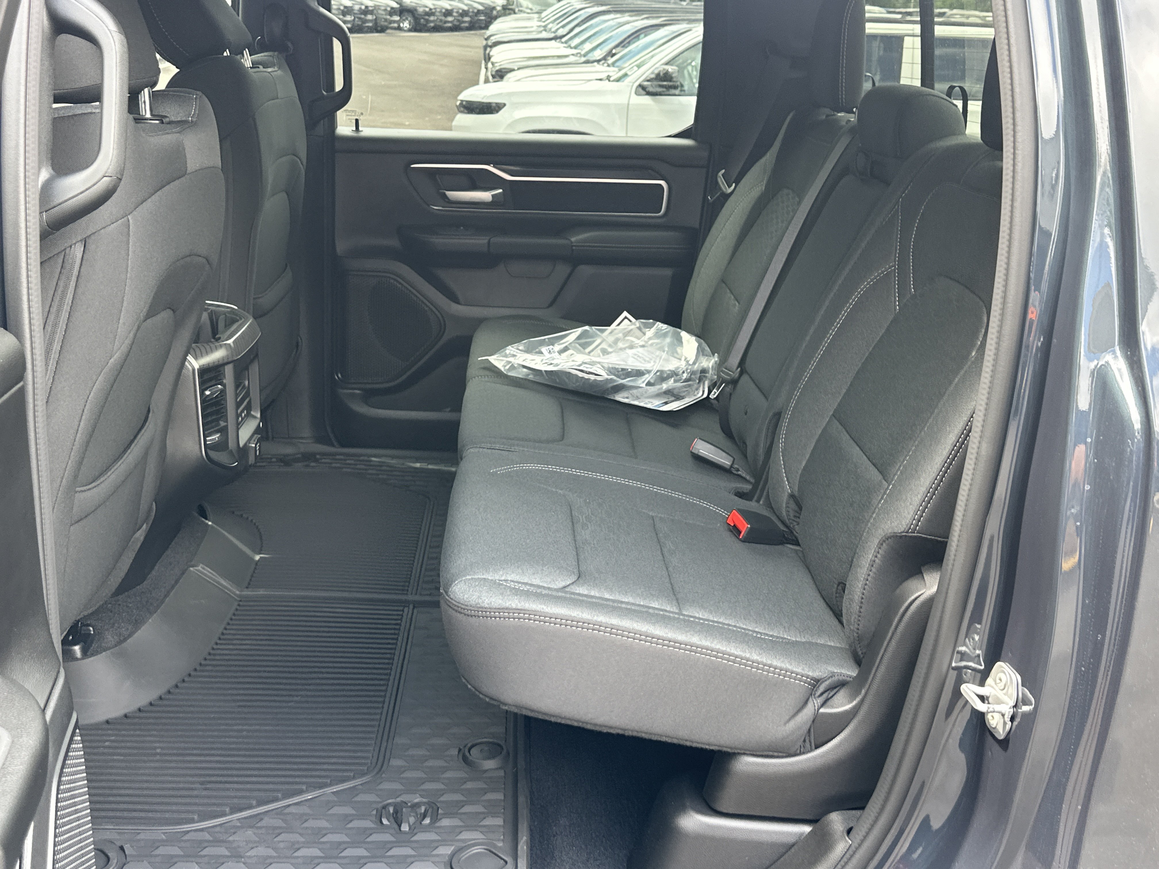 New 2026 RAM 1500 Big Horn AWD/4WD image 31