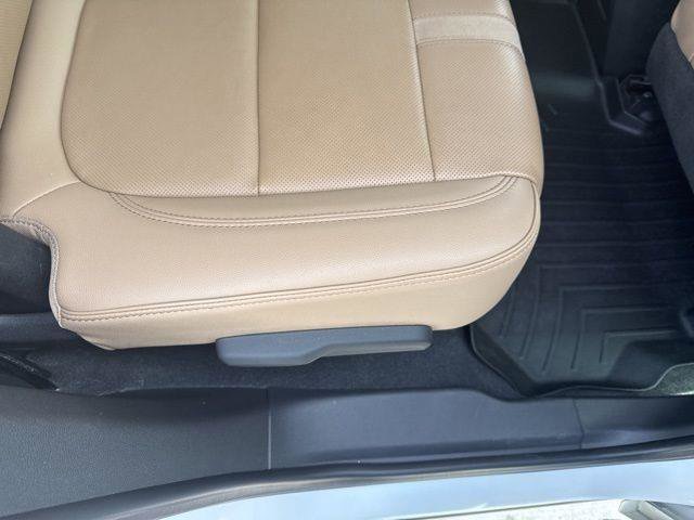 Used 2020 Chevrolet Blazer Premier w/ Driver Confidence II Package image 33