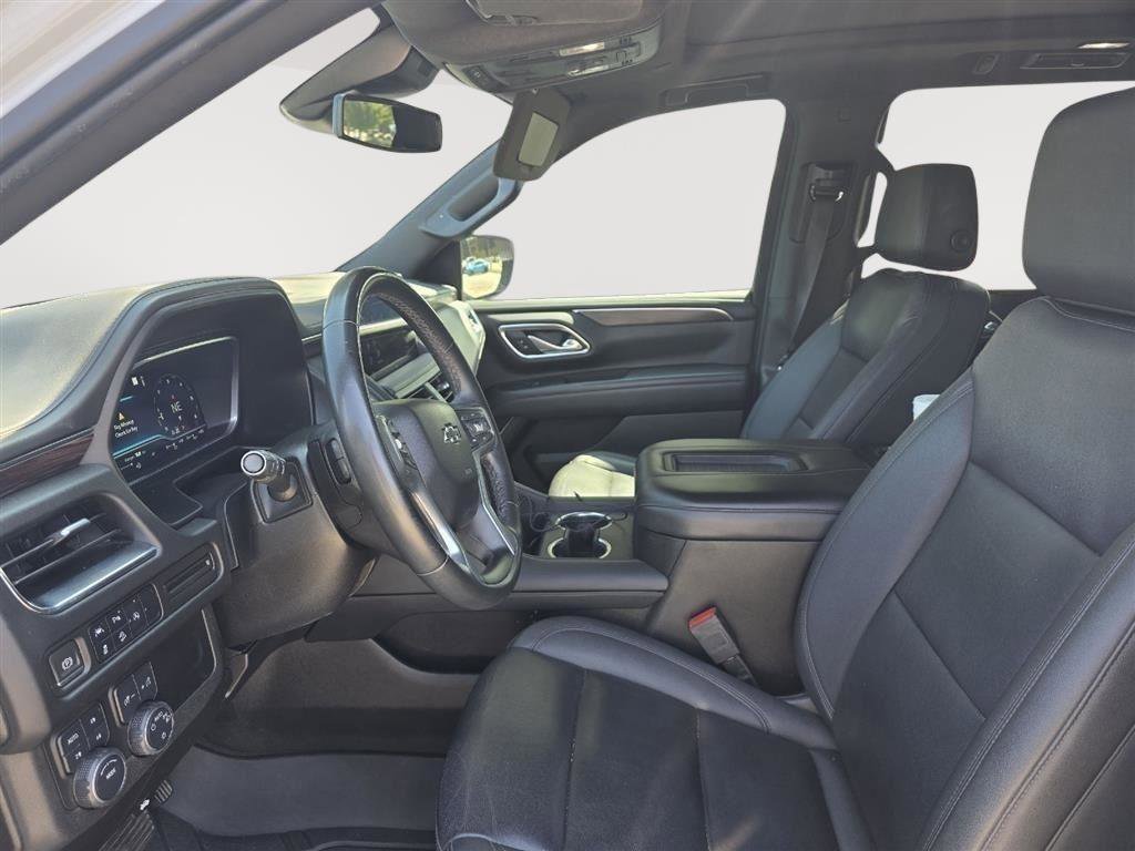 Used 2023 Chevrolet Suburban Z71 image 9