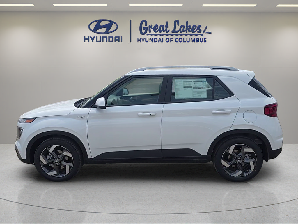 New 2026 Hyundai Venue SEL FWD image 2