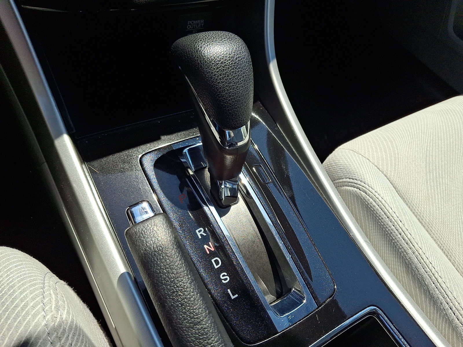 Used 2016 Honda Accord EX image 15