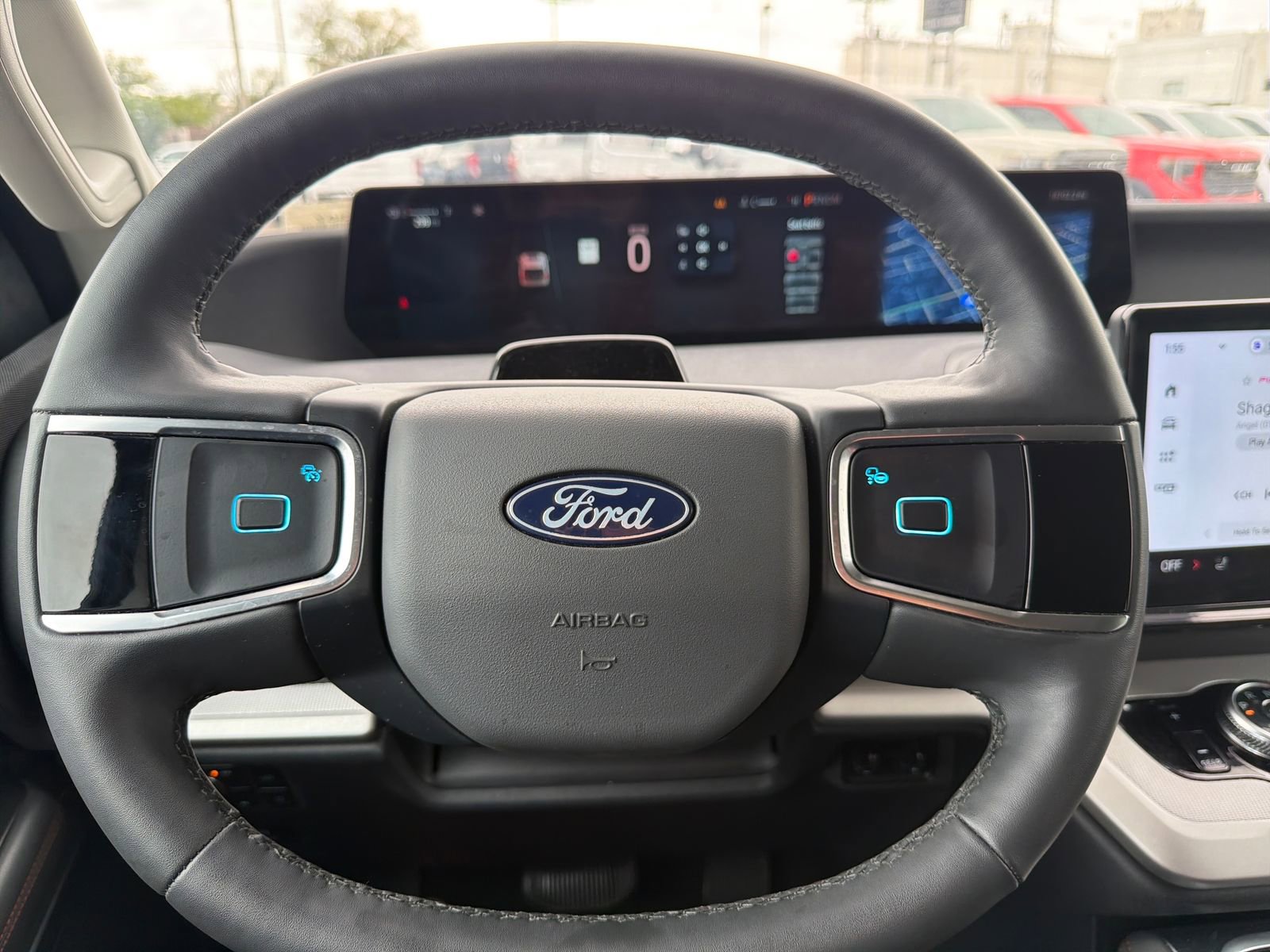 Used 2025 Ford Expedition Active AWD/4WD image 18