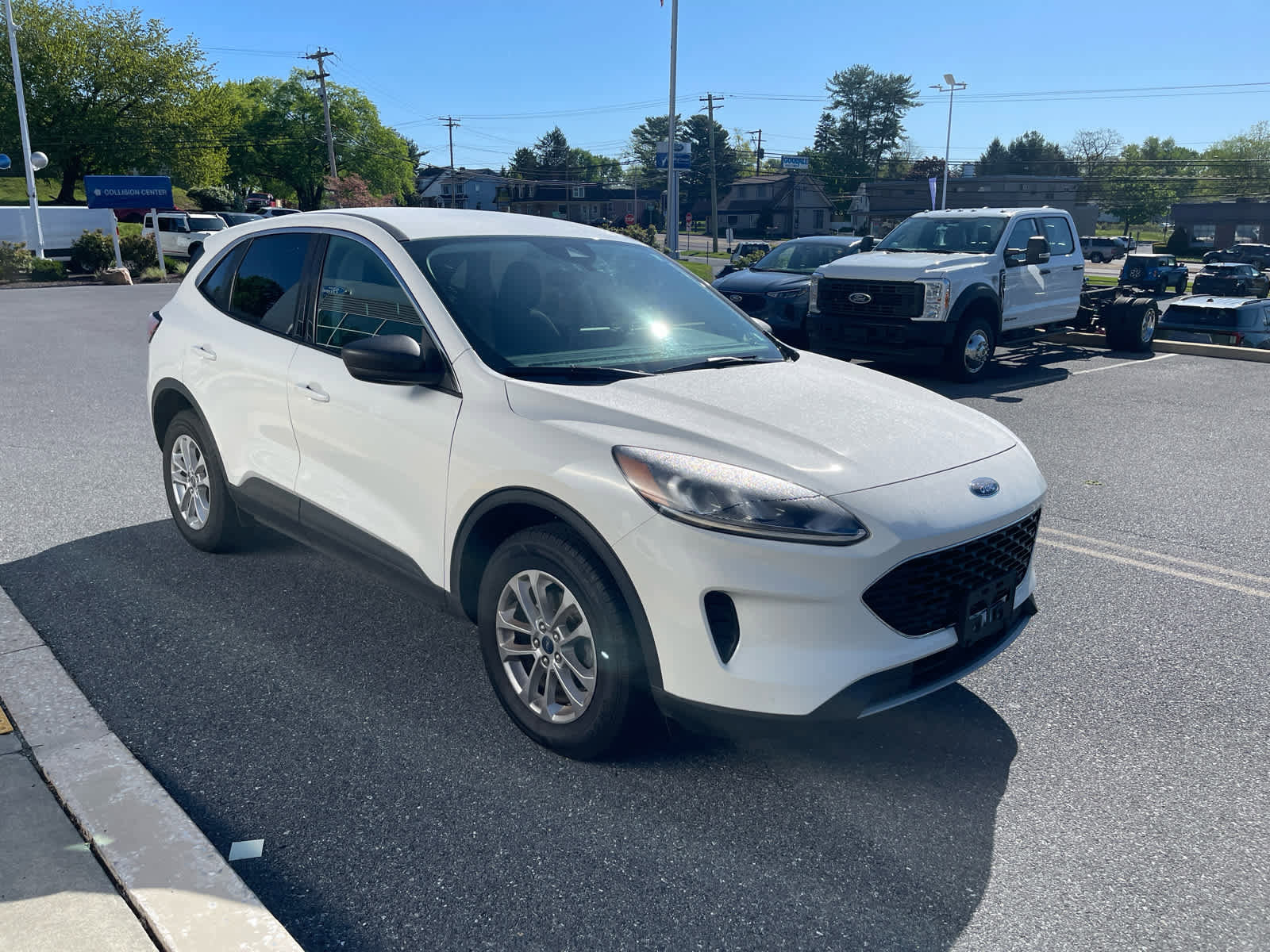 Used 2022 Ford Escape SE w/ Cold Weather Package AWD/4WD image 7