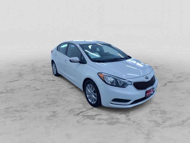 Used 2016 Kia Forte LX w/ LX Popular Plus Package image 3