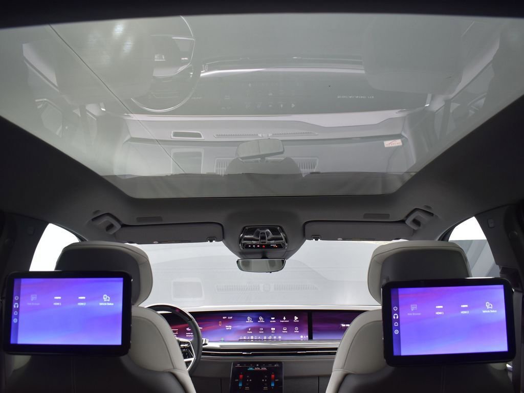 Certified 2025 Cadillac Escalade IQ Sport 1 AWD/4WD image 32