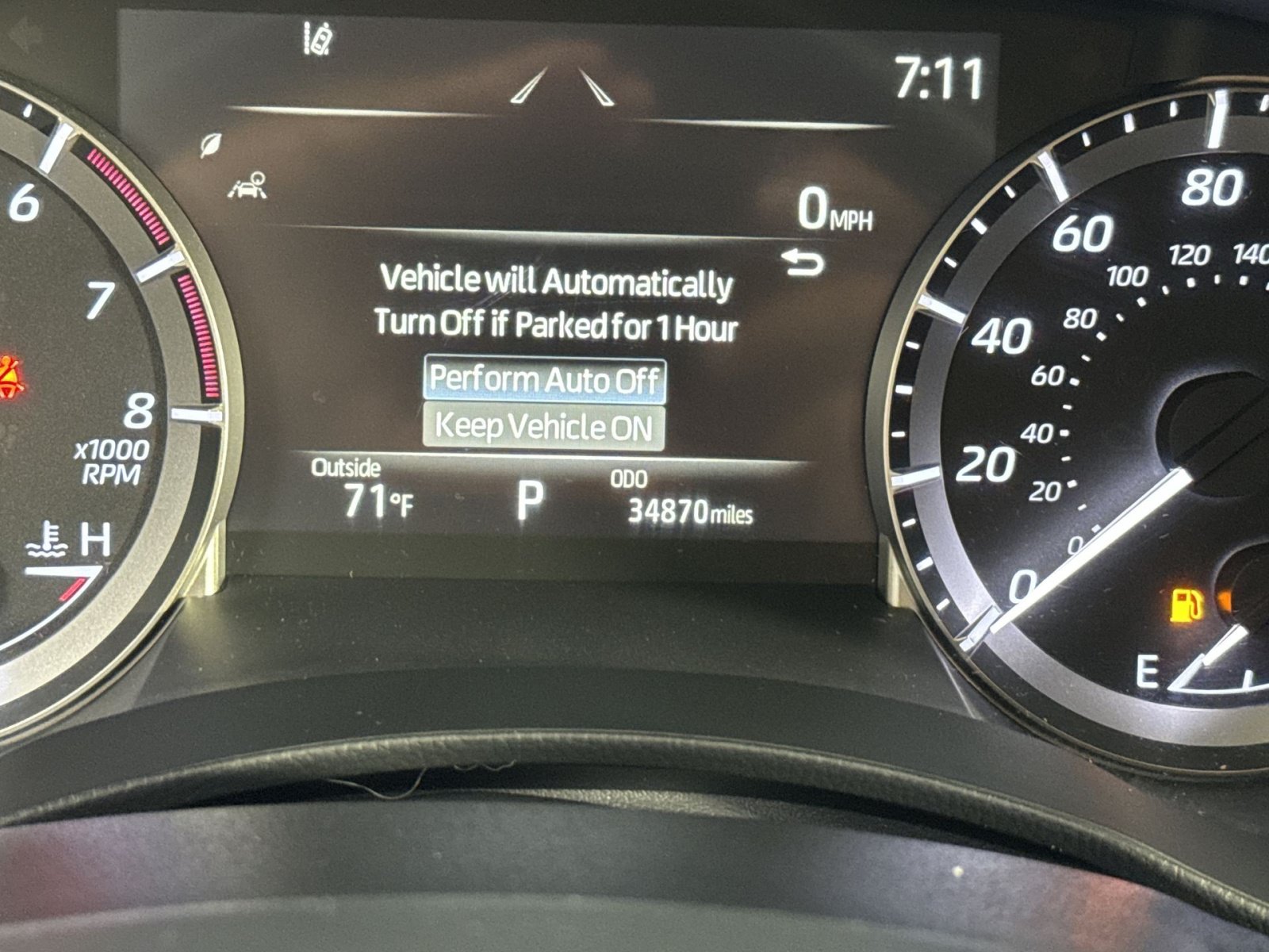 Used 2025 Toyota Highlander LE AWD/4WD image 29