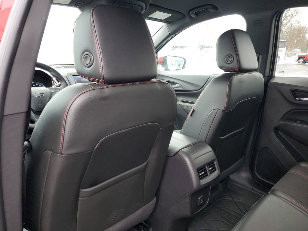 Certified 2024 Chevrolet Equinox RS w/ LPO, Floor Liner Package image 28