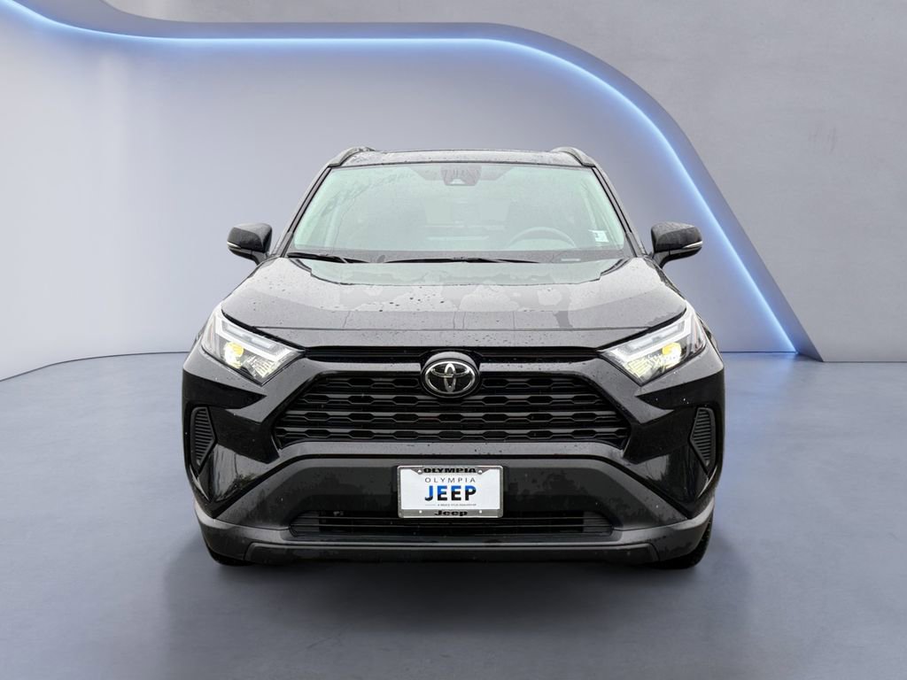 Used 2025 Toyota RAV4 XLE w/ Convenience Package image 8