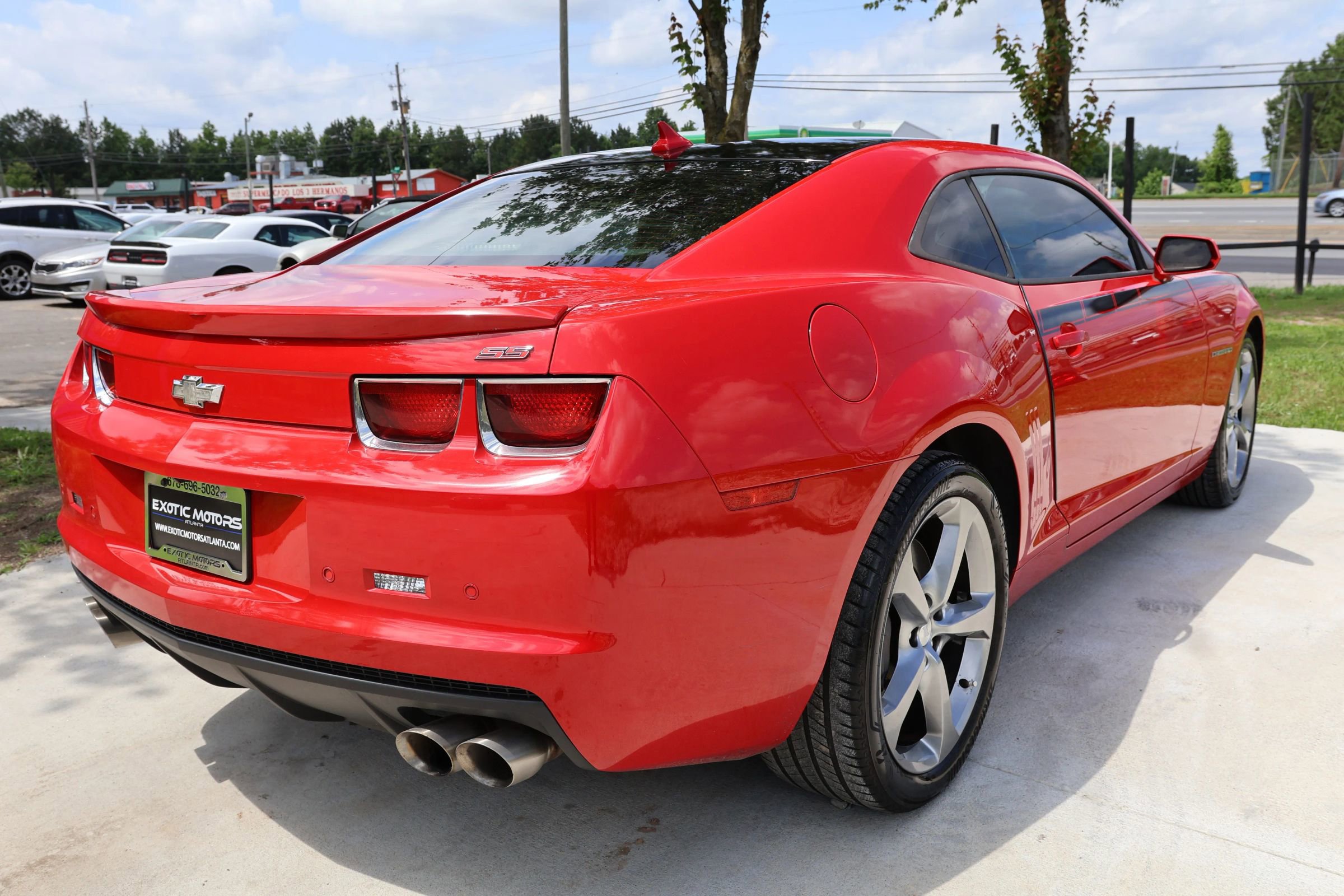 Used 2013 Chevrolet Camaro SS w/ RS Package image 5