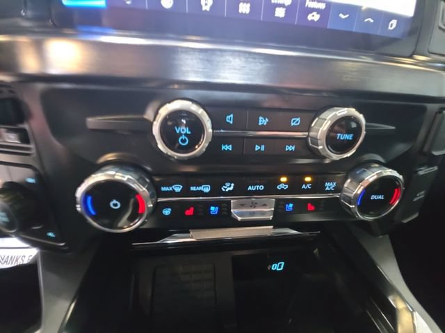Used 2024 Ford F350 Lariat w/ FX4 Off-Road Package AWD/4WD image 17