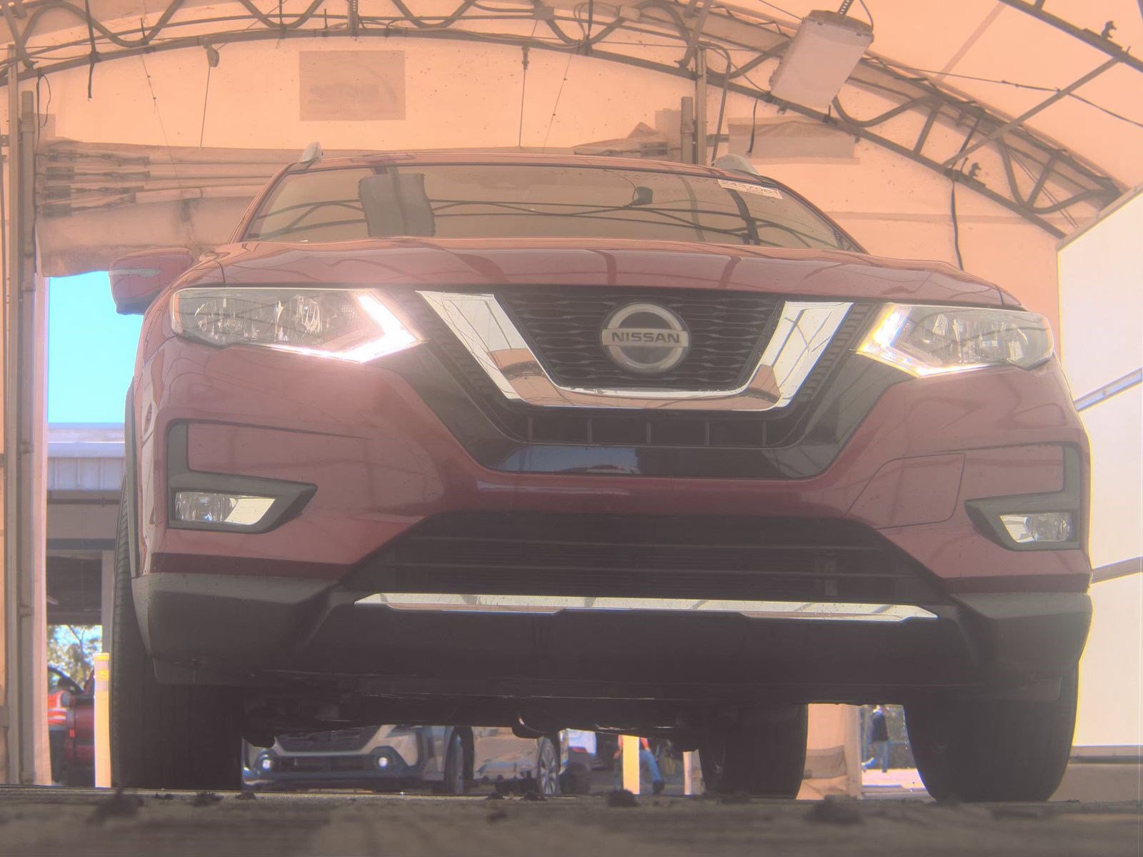 Used 2019 Nissan Rogue SV w/ Sun & Sound Touring Package image 4