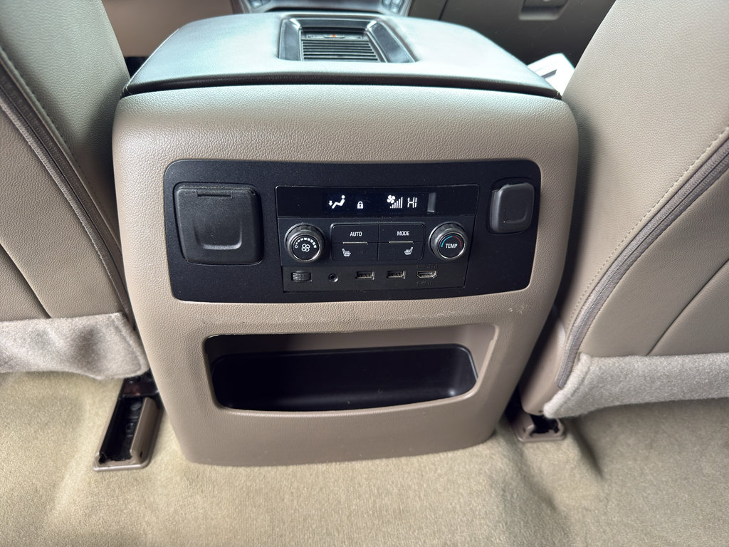 Used 2017 Chevrolet Suburban Premier image 31