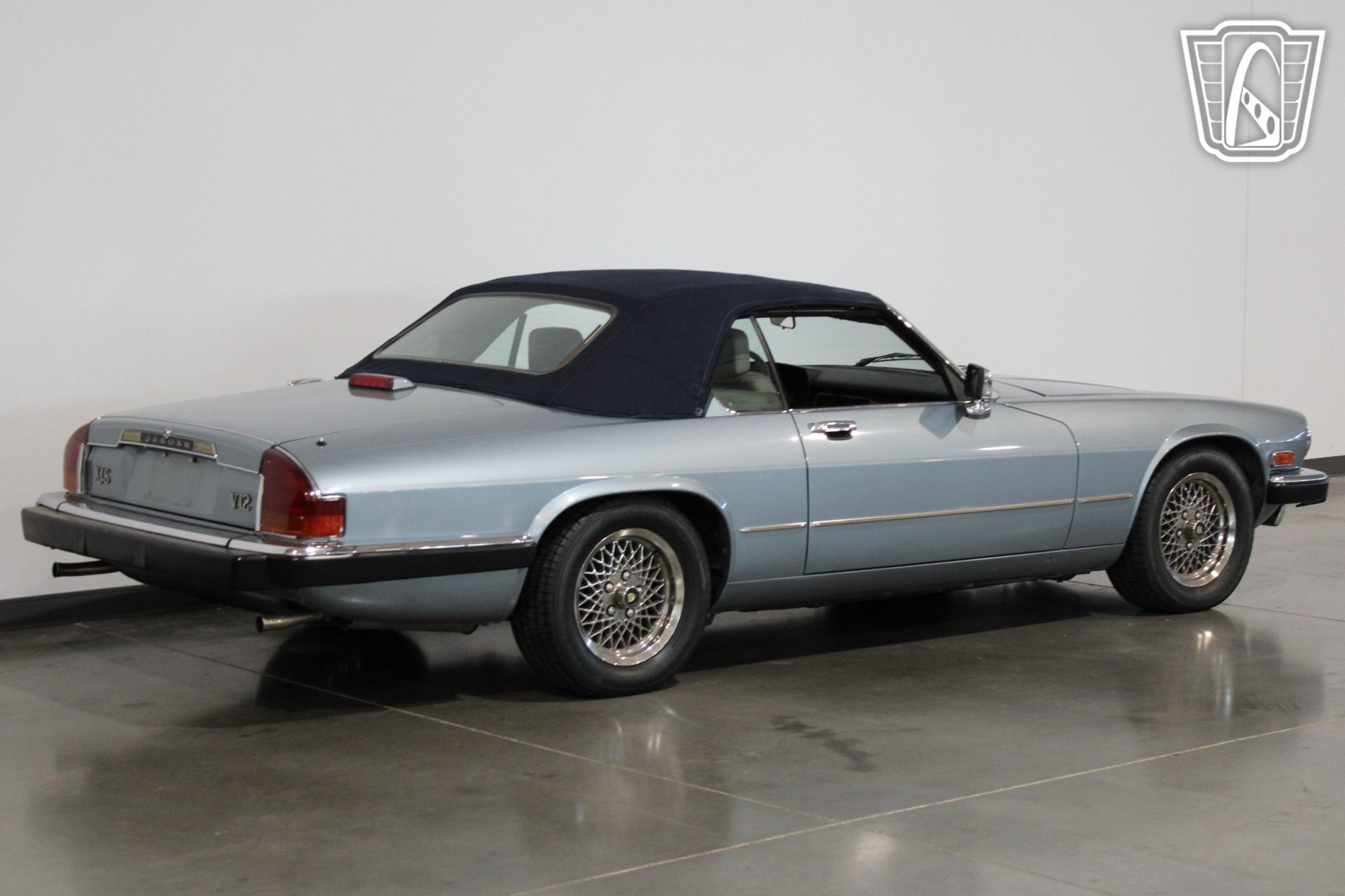 Used 1990 Jaguar XJS V12 Convertible RWD image 13
