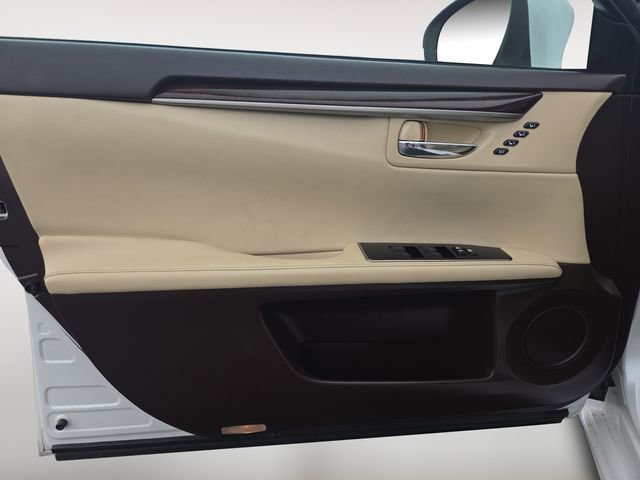 Used 2017 Lexus ES 350 image 16