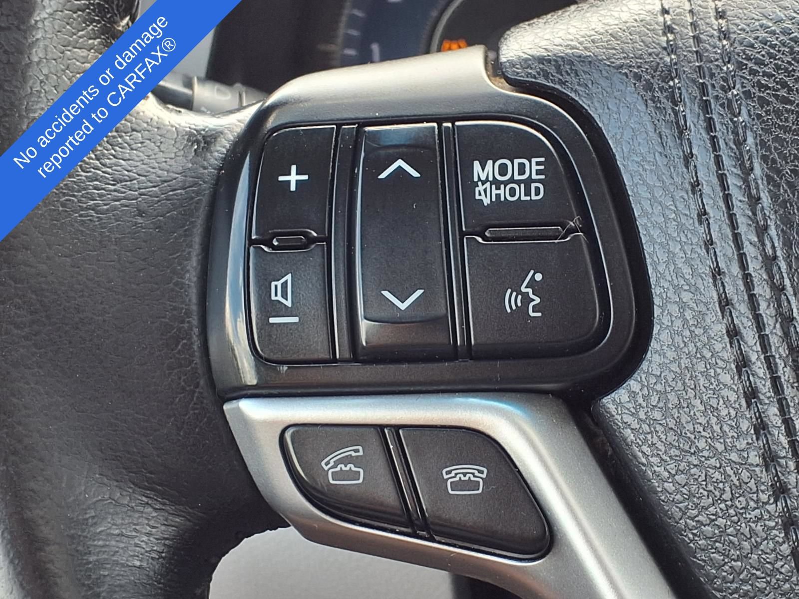 Used 2015 Toyota Sienna XLE FWD image 27