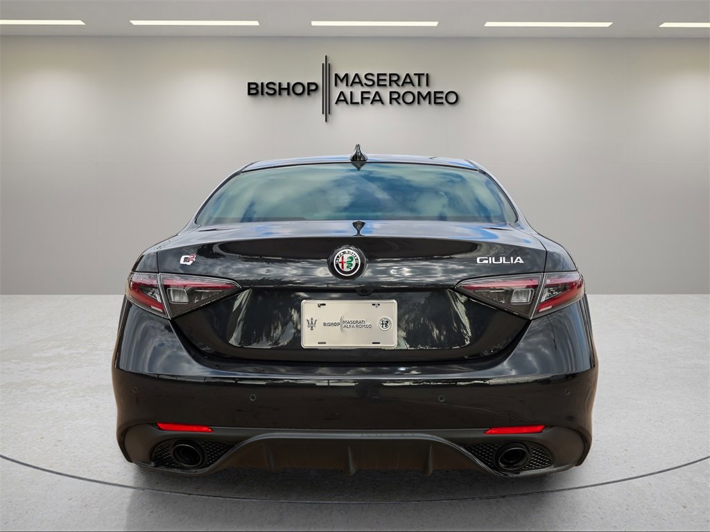 New 2025 Alfa Romeo Giulia w/ Driving Assist Package image 6